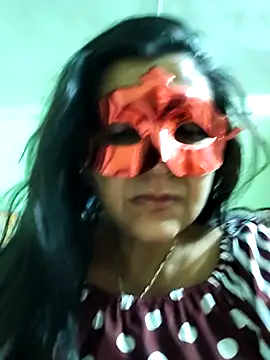 Snapshot of LOVE__RANI chatting on 02/20/26, 11:05 LOVE RANI online show from 02/20/26, 11:05