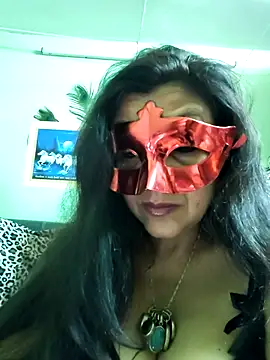 Snapshot of LOVE__RANI chatting on 03/03/26, 08:09 LOVE RANI online show from 03/03/26, 08:09