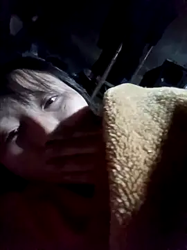 yoyo-mi online show from 11/12/25, 08:41