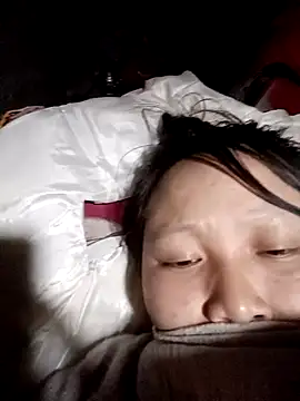 yoyo-mi online show from 12/05/25, 01:20