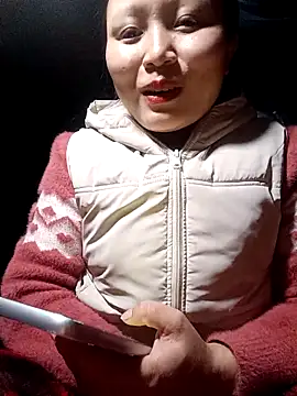 yoyo-mi online show from 12/16/25, 03:00