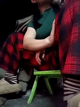 Snapshot of yoyo-mi chatting on 02/19/26, 01:23 yoyo-mi online show from 02/19/26, 01:23