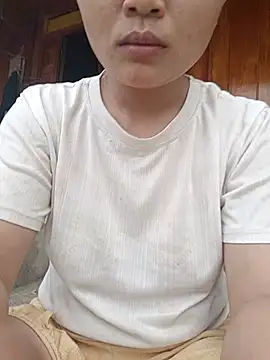yoyo-mi online show from 06/22/26, 09:17