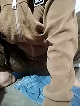 -Hazel-123 online show from 11/26/25, 02:56