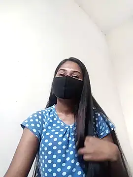 Snapshot of Green_LaDY66 chatting on 11/04/25, 04:44 Green LaDY66 online show from 11/04/25, 04:44