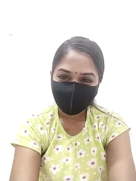 Green LaDY66 online show from 11/06/25, 04:19