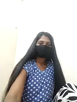 Snapshot of Green_LaDY66 chatting on 11/12/25, 04:13 Green LaDY66 online show from 11/12/25, 04:13