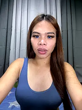 kierra fox online show from 11/12/25, 06:52