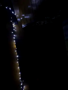 Snapshot of Badboy2102 chatting on 11/03/25, 09:27 Badboy2102 online show from 11/03/25, 09:27