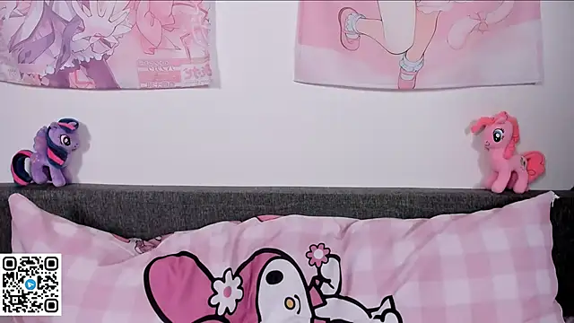 Snapshot of ophelia_amber chatting on 03/03/26, 03:56 ophelia amber online show from 03/03/26, 03:56