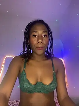 Snapshot of milarain chatting on 02/05/26, 11:53 milarain online show from 02/05/26, 11:53