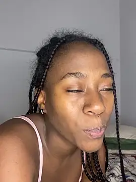 Snapshot of milarain chatting on 03/11/26, 12:49 milarain online show from 03/11/26, 12:49