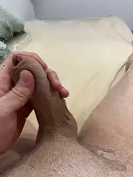 Snapshot of Boysbouy chatting on 02/16/26, 08:05 Boysbouy online show from 02/16/26, 08:05