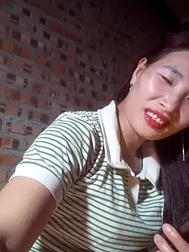 Snapshot of HGiasexy69 chatting on 12/17/25, 02:56 HGiasexy69 online show from 12/17/25, 02:56