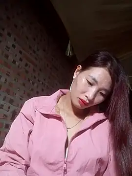 Snapshot of HGiasexy69 chatting on 12/21/25, 01:13 HGiasexy69 online show from 12/21/25, 01:13