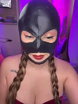 Snapshot of MasterAlexSlavekate chatting on 05/17/26, 10:28 MasterAlexSlavekate online show from 05/17/26, 10:28
