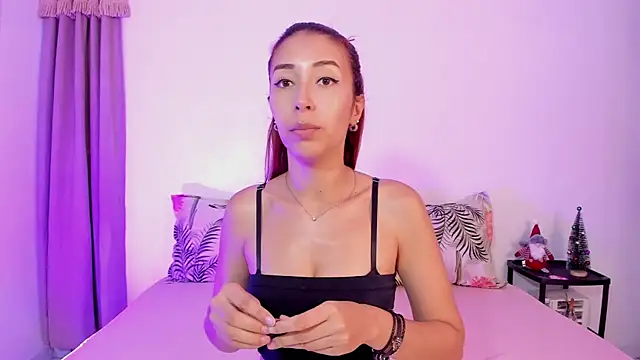 julialex  online show from 11/24/25, 07:02