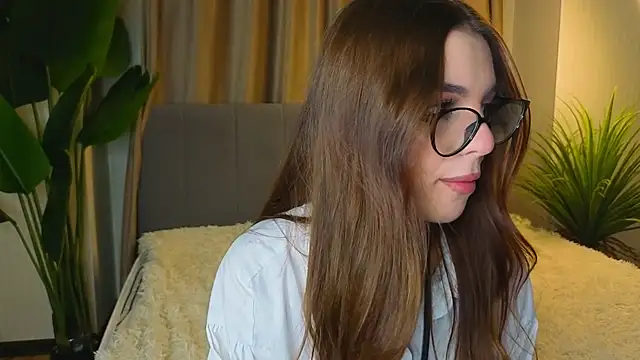 LauraHansil online show from 05/07/26, 07:30