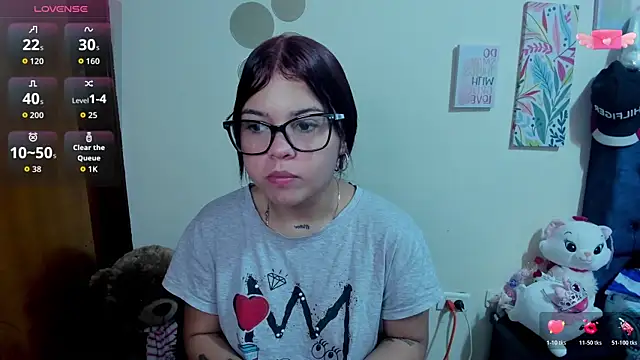 Emma boo online show from 11/02/25, 03:36