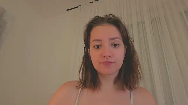 Snapshot of _annieone chatting on 10/28/25, 10:34 annieone online show from 10/28/25, 10:34