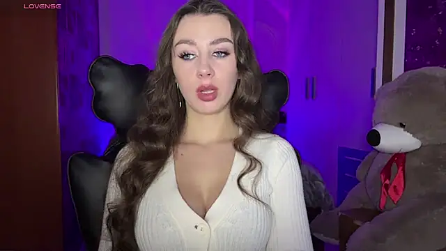 SweetCherry  N online show from 12/04/25, 09:23