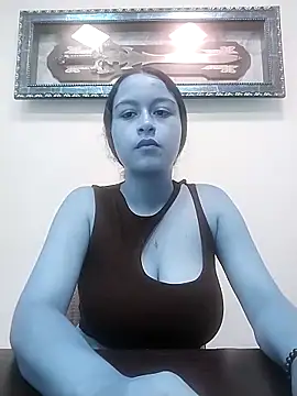 gygyfox online show from 11/18/25, 07:29