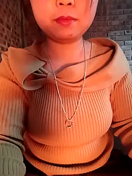 Snapshot of matbiec- chatting on 01/10/26, 05:31 matbiec- online show from 01/10/26, 05:31