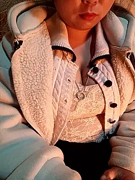 Snapshot of matbiec- chatting on 02/03/26, 02:53 matbiec- online show from 02/03/26, 02:53