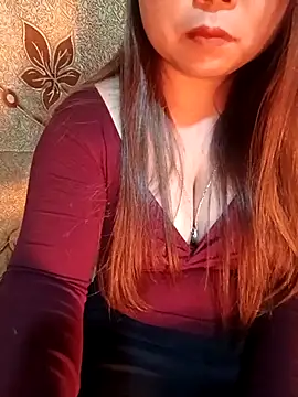 Snapshot of matbiec- chatting on 02/19/26, 07:43 matbiec- online show from 02/19/26, 07:43