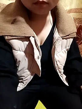 Snapshot of matbiec- chatting on 02/23/26, 01:52 matbiec- online show from 02/23/26, 01:52