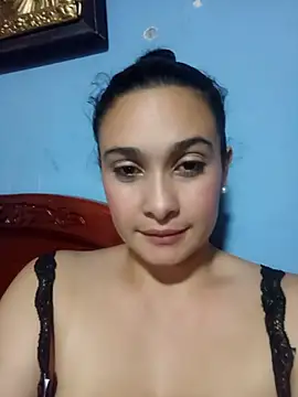 Isa-Giraldo online show from 11/19/25, 02:00