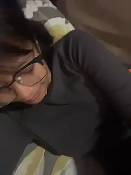 Snapshot of hottiebabe23 chatting on 11/11/25, 11:38 hottiebabe23 online show from 11/11/25, 11:38