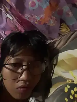 Snapshot of hottiebabe23 chatting on 11/29/25, 09:18 hottiebabe23 online show from 11/29/25, 09:18