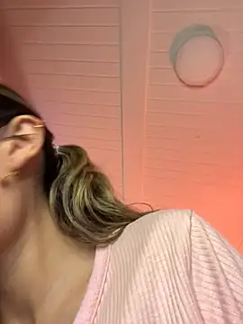 Im-Lola online show from 02/25/26, 08:18