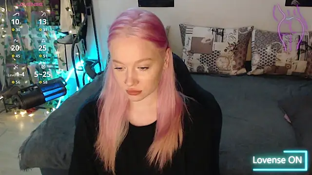 Snapshot of lisa_alen chatting on 11/02/25, 01:30 lisa alen online show from 11/02/25, 01:30