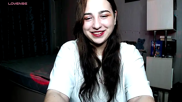 Snapshot of erica__mills chatting on 11/01/25, 09:28 erica  mills online show from 11/01/25, 09:28