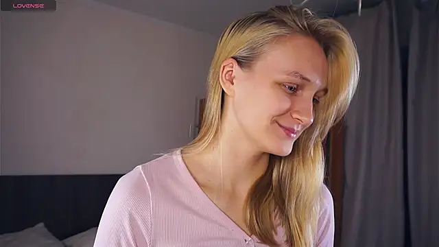 DierdreJacobsohn online show from 11/18/25, 06:40