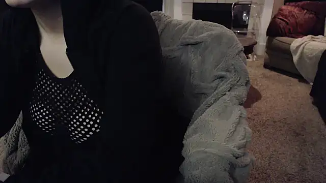 Snapshot of Skyl31 chatting on 01/05/26, 05:27 Skyl31 online show from 01/05/26, 05:27