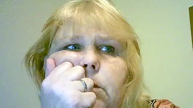 Sylviastar46 online show from 11/13/25, 05:01