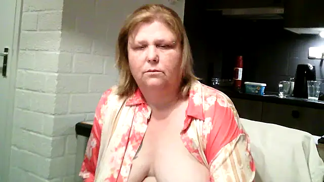 Sylviastar46 online show from 05/03/26, 09:10