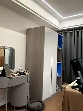 Snapshot of xiaojingzi66 chatting on 11/23/25, 12:16 xiaojingzi66 online show from 11/23/25, 12:16