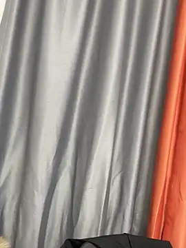 Snapshot of xiaojingzi66 chatting on 12/15/25, 09:57 xiaojingzi66 online show from 12/15/25, 09:57