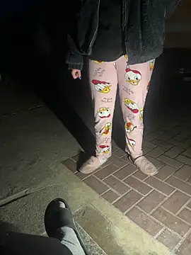 Teeny-Slut18 online show from 05/06/26, 07:41