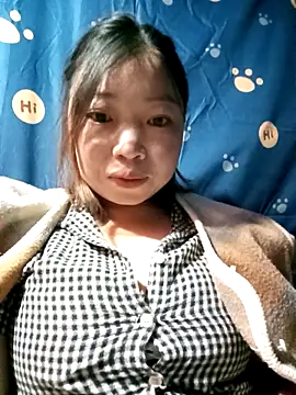 julybe online show from 12/01/25, 03:17