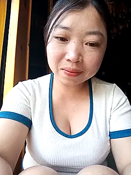 julybe online show from 03/02/26, 08:43