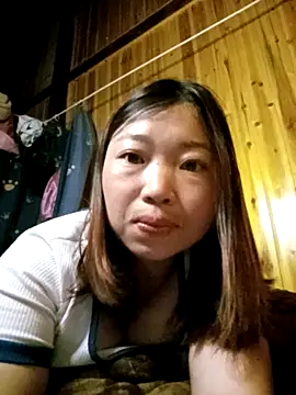 julybe online show from 05/03/26, 02:34