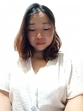 julybe online show from 06/12/26, 04:06