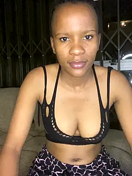 Snapshot of Maahlerh123 chatting on 10/29/25, 08:54 Maahlerh123 online show from 10/29/25, 08:54