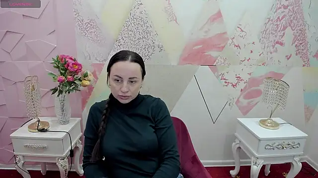 Snapshot of Jija_red4 chatting on 10/30/25, 07:21 Jija red4 online show from 10/30/25, 07:21