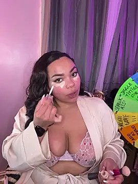 Snapshot of kennedylorel chatting on 03/01/26, 08:11 kennedylorel online show from 03/01/26, 08:11